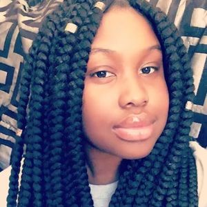 Meet your Posher, Kim